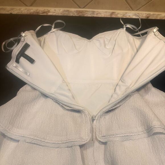 BCBGMaxAzria White Mini Dress Sweetheart Spaghetti Strap - Picture 4 of 7